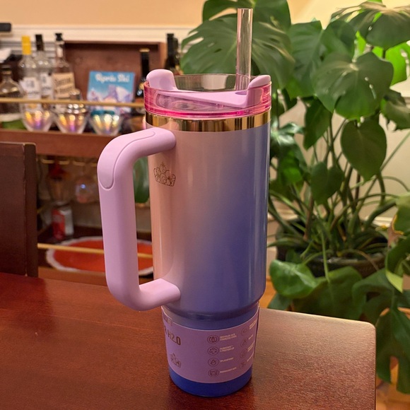 NWT Stanley Wicked Exclusive 30oz FlowState Tumbler Glinda pastel Shimmer RARE - Picture 3 of 12